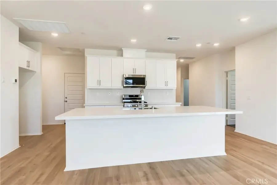 13739 Mesa View, Victorville, CA 92392 - Image #3