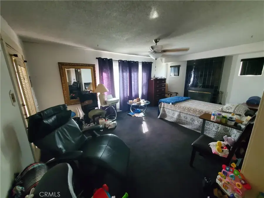 1933 W 43rd Place, Los Angeles, CA 90062 - Image #2