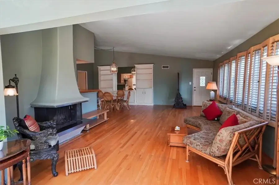 1548 Riverside #G, Glendale, CA 91201 - Image #3