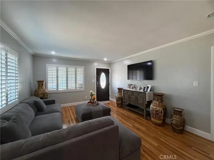 8607 Cantaloupe, Panorama City, CA 91402 - Image #2