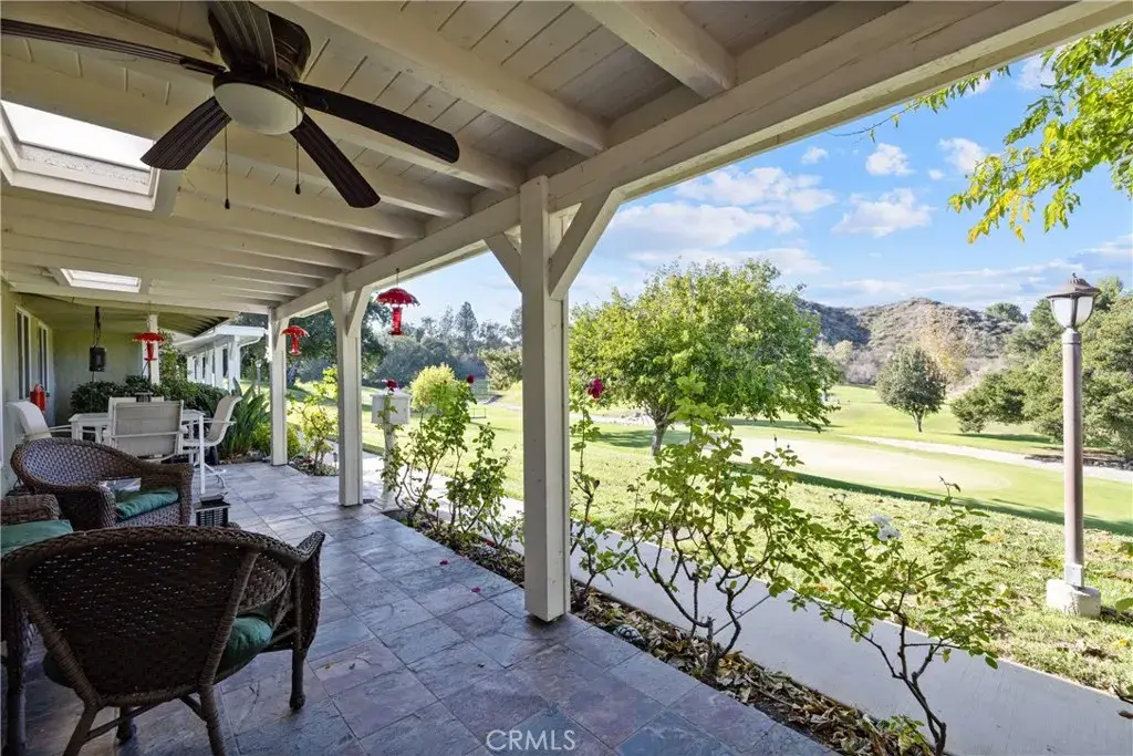 19211 Avenue Of The Oaks #A, Newhall, CA 91321 - Image #1