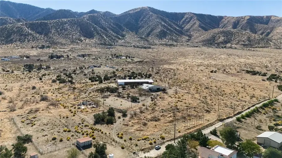 12688 Murphys Lane, Pearblossom, CA 93553 - Image #2