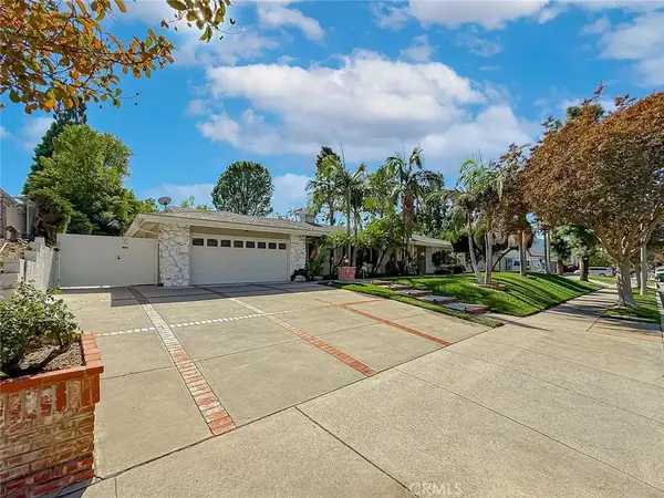 17424 Superior, Northridge, CA 91325