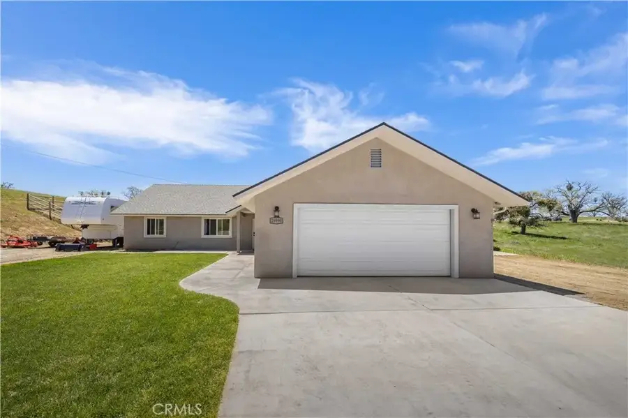 29990 Horsethief Drive, Tehachapi, CA 93561 - Image #2