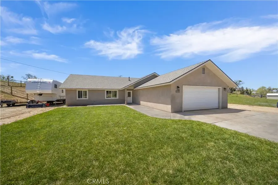 29990 Horsethief Drive, Tehachapi, CA 93561 - Image #3