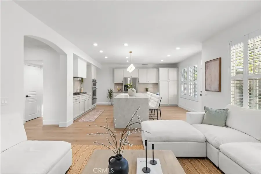 173 Parkside Drive, Simi Valley, CA 93065 - Image #2