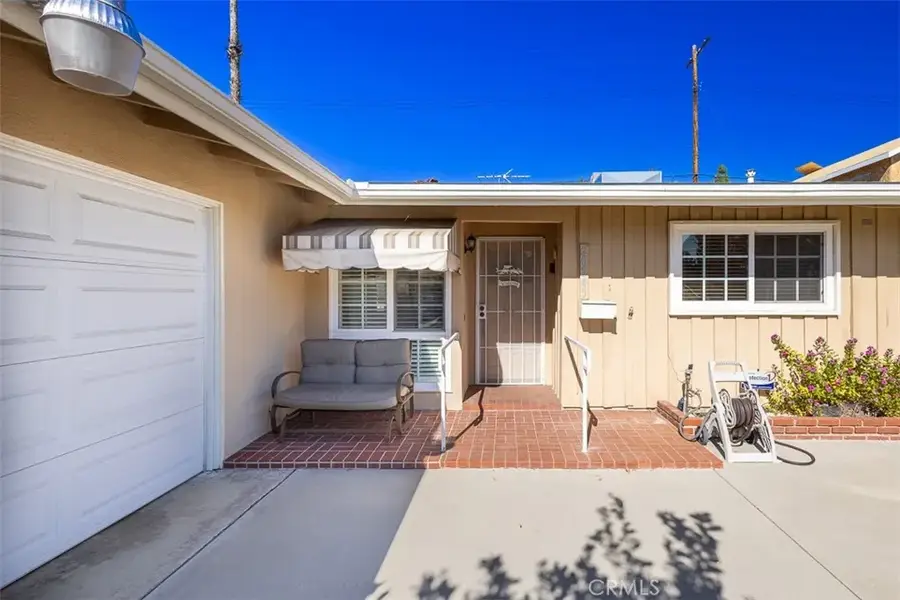 20545 Gresham Street, Winnetka, CA 91306 - Image #2