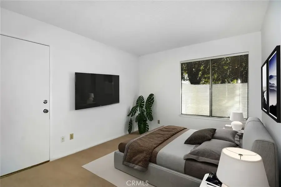 10121 Larwin #1, Chatsworth, CA 91311 - Image #2