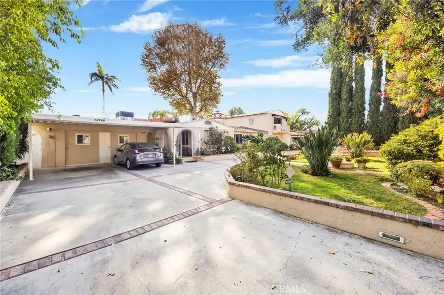 14748 Valerio Street, Van Nuys, CA 91405 - Image #3