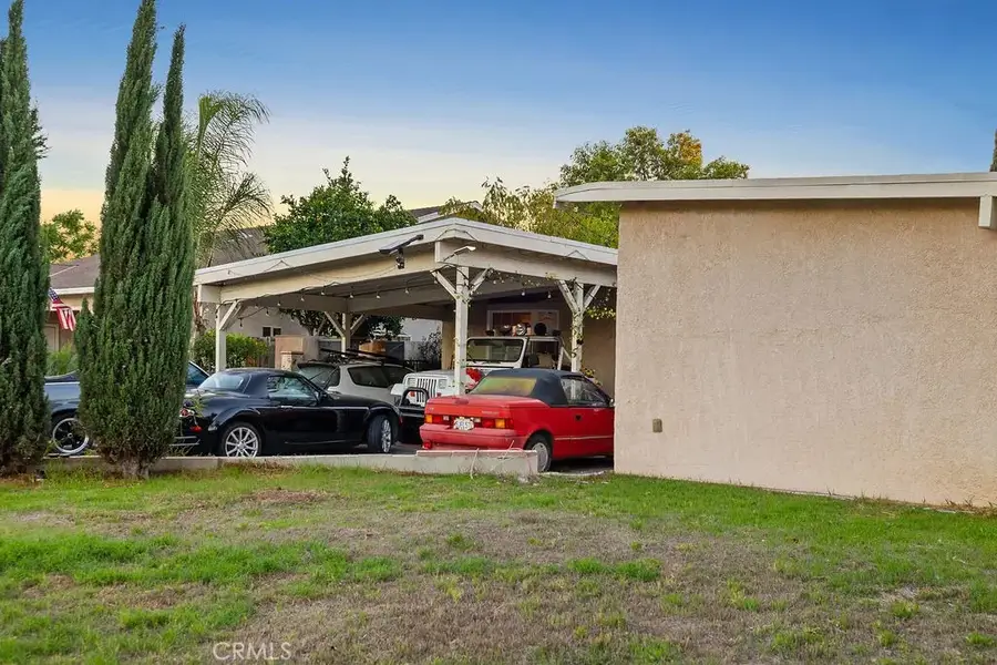 11633 Rincon, Sylmar, CA 91342 - Image #2