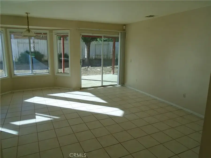 37739 Cardiff, Palmdale, CA 93550 - Image #2