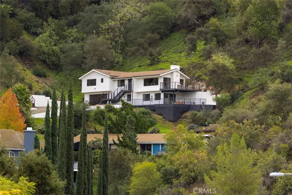 981 Glen Oaks, Pasadena, CA 91105 - Image #1