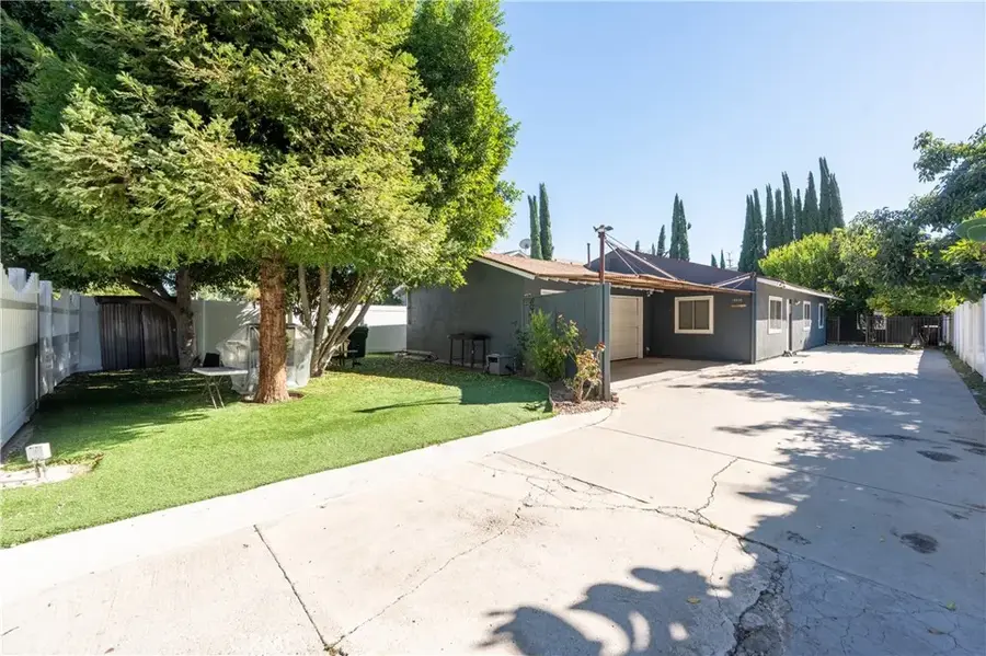 16038 Hartland, Van Nuys, CA 91406 - Image #3