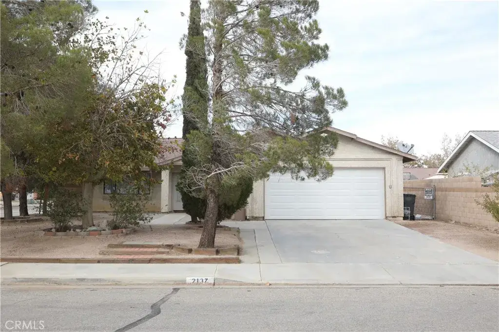 2137 Phlox, Rosamond, CA 93560 - Image #1