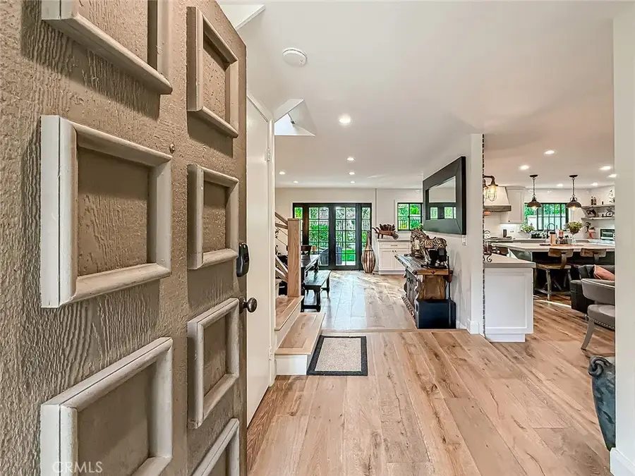 1079 Powderhorn Court, Oak Park, CA 91377 - Image #2