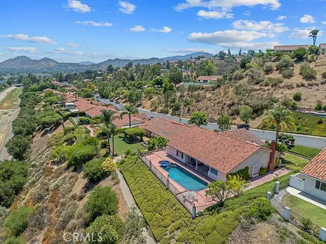 2039 Channelford Road, Westlake Village, CA 91361 - Image #3