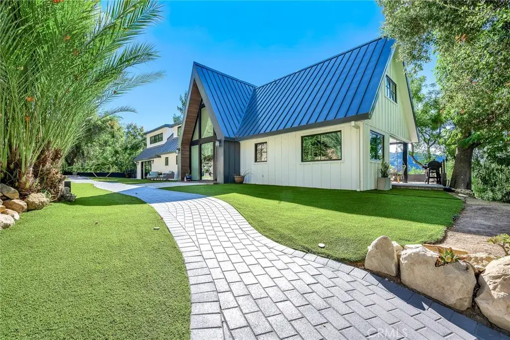 24301 Sylvan Glen, Calabasas, CA 91302 - Image #1