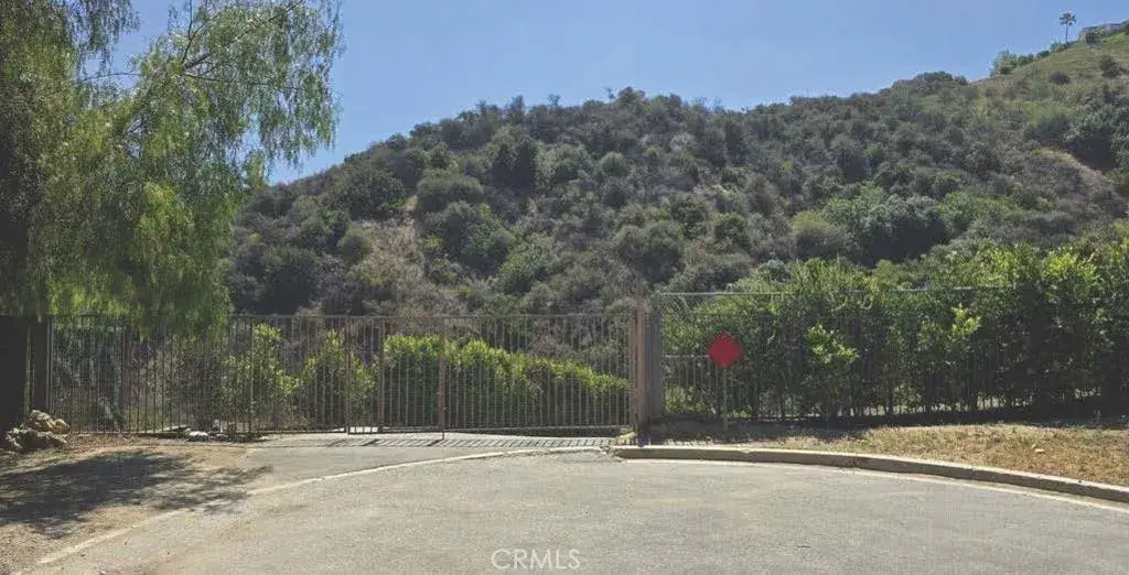 3 Ambar, Woodland Hills, CA 91364 - Image #1