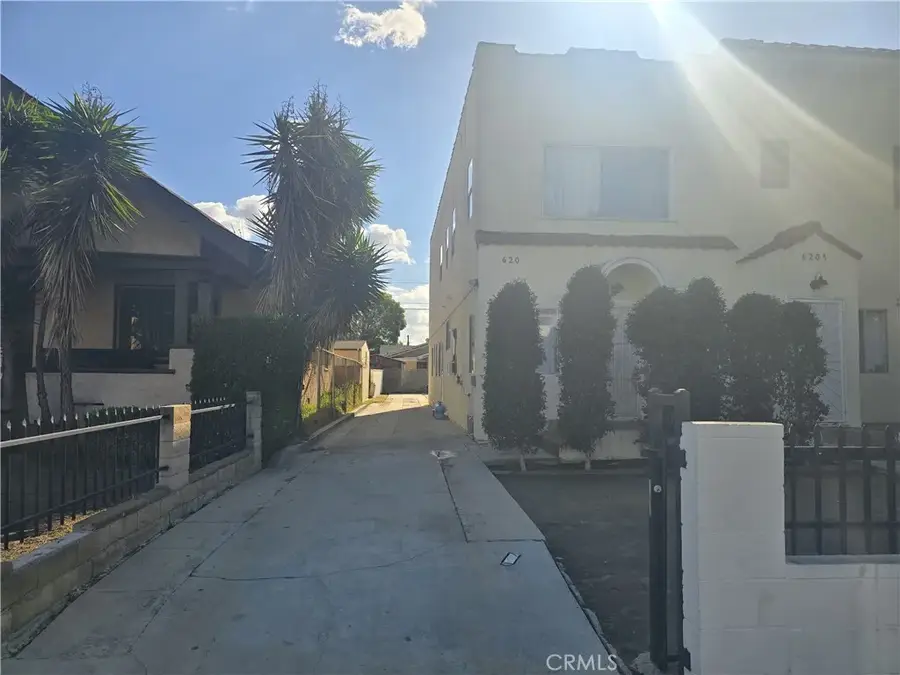 620 W 41st, Los Angeles, CA 90037 - Image #2