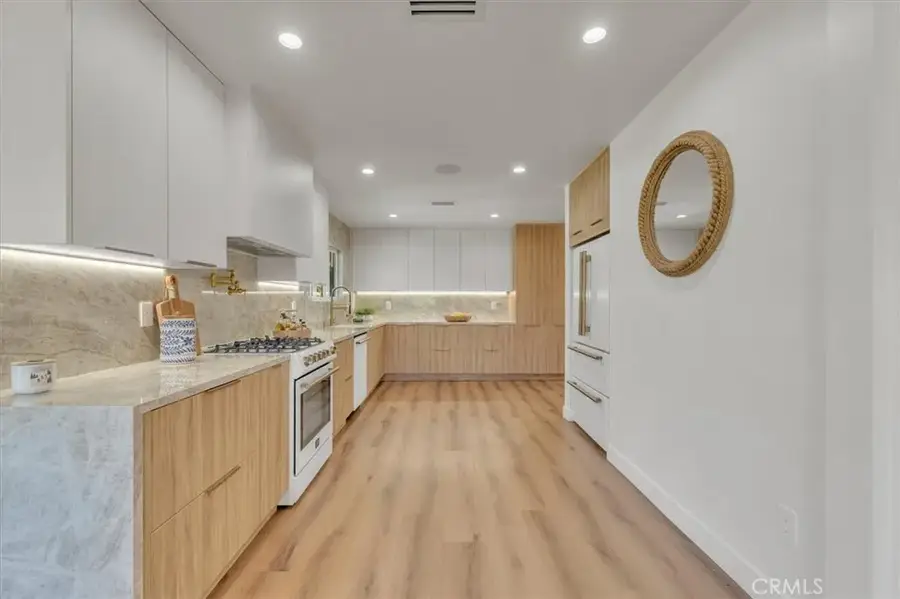 266 Mabery Road, Santa Monica, CA 90402 - Image #3