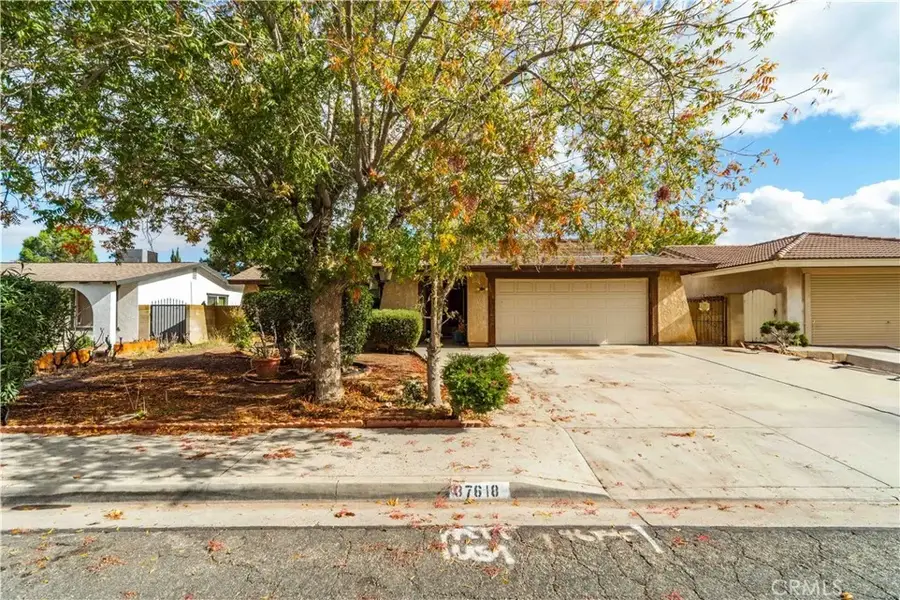 37618 Dalzell, Palmdale, CA 93550 - Image #2