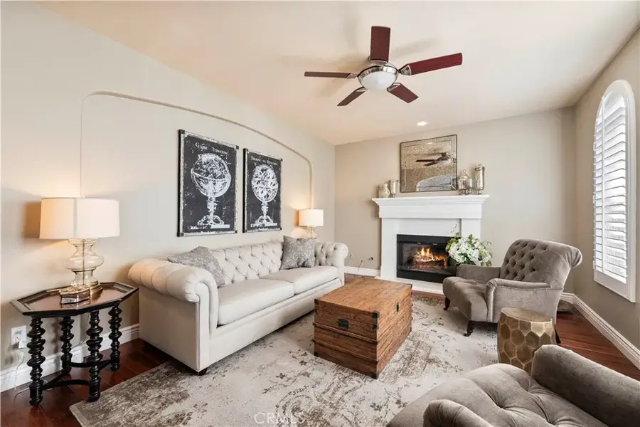 26101 Knoll Court, Valencia, CA 91381 - Image #3