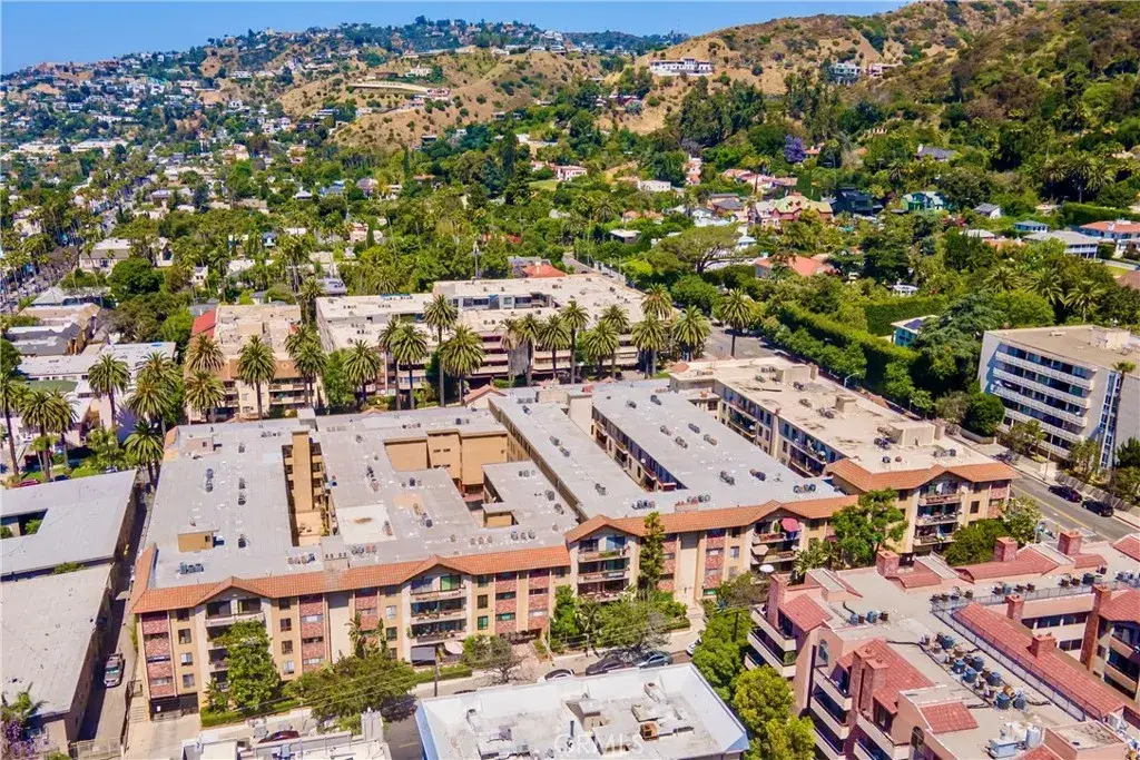 1735 N Fuller Avenue #445, Los Angeles, CA 90046 - Image #1