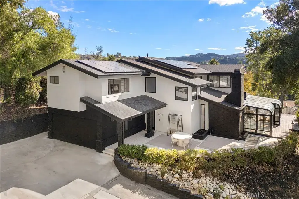 23229 8th Street, Newhall, CA 91321 - Image #1