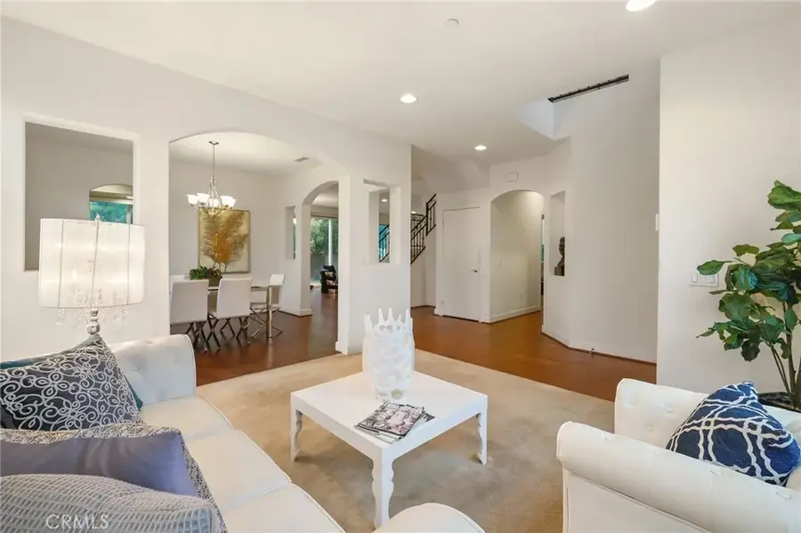 18141 Topham Street, Tarzana, CA 91335 - Image #2