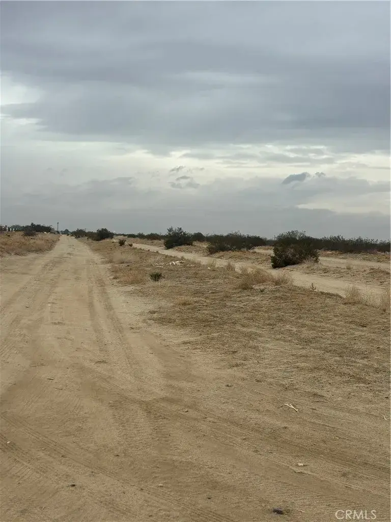 0 Vic Ave R6 225 Ste, Palmdale, CA 93591 - Image #2