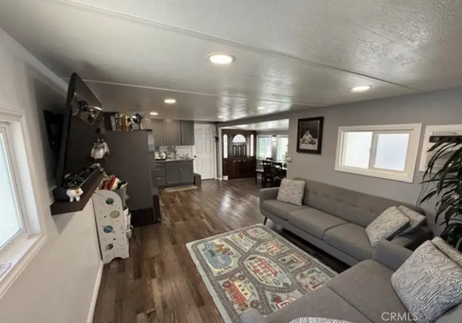 715 W 220th, Torrance, CA 90502 - Image #3