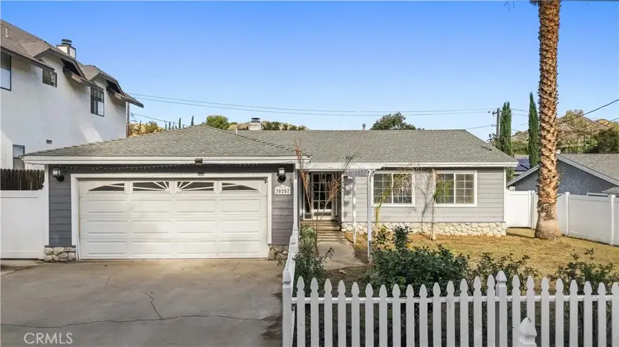 30257 Trellis Rd, Val Verde, CA 91384 - Image #3