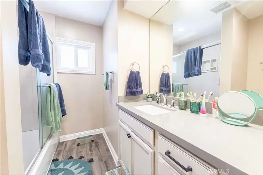 5237 Topanga Canyon, Woodland Hills, CA 91364 - Image #3