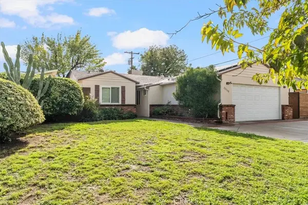 22708 Burton, West Hills, CA 91304