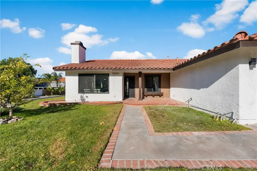 20559 Lisa Gail Drive, Saugus, CA 91350 - Image #3