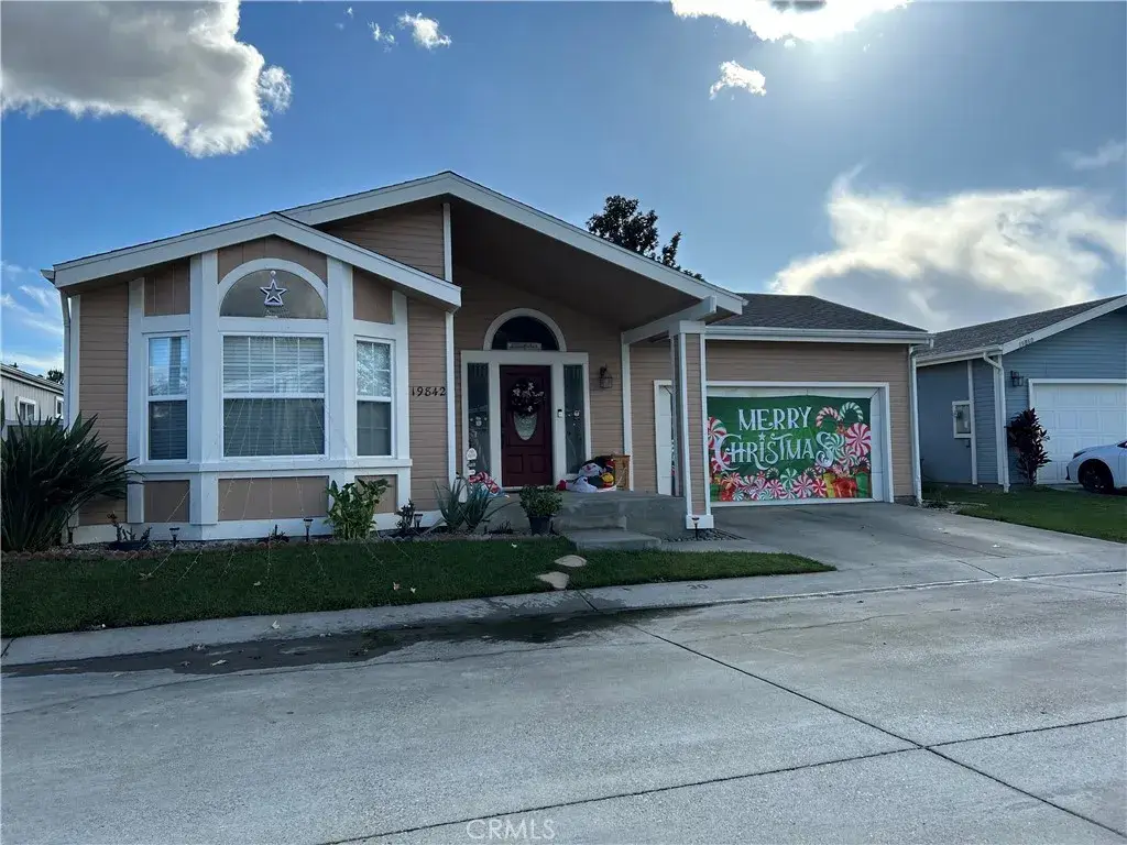 19842 Emerald Creek Drive, Canyon Country, CA 91351 - Image #1