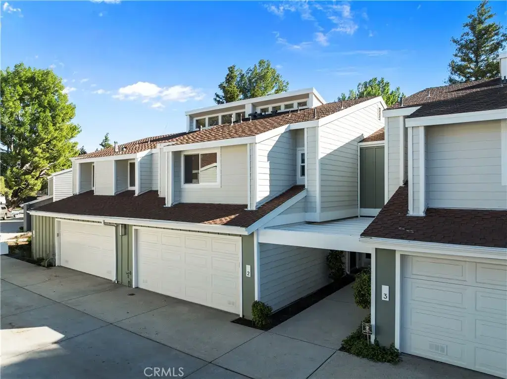 10061 Melinda Way #2, Northridge, CA 91325 - Image #1