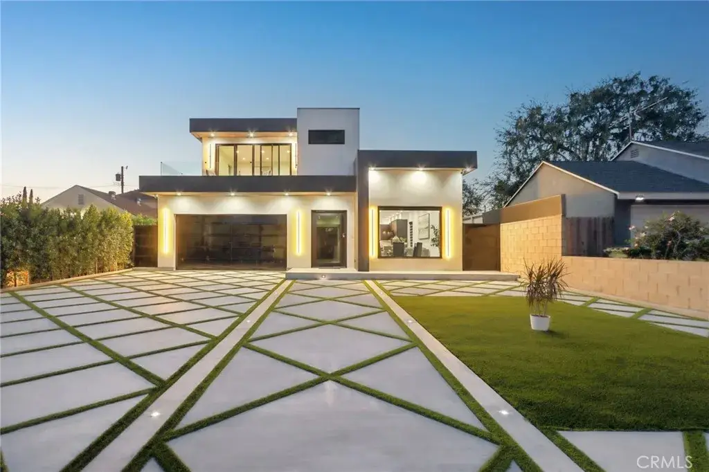 2227 N Lamer Street, Burbank, CA 91504 - Image #1