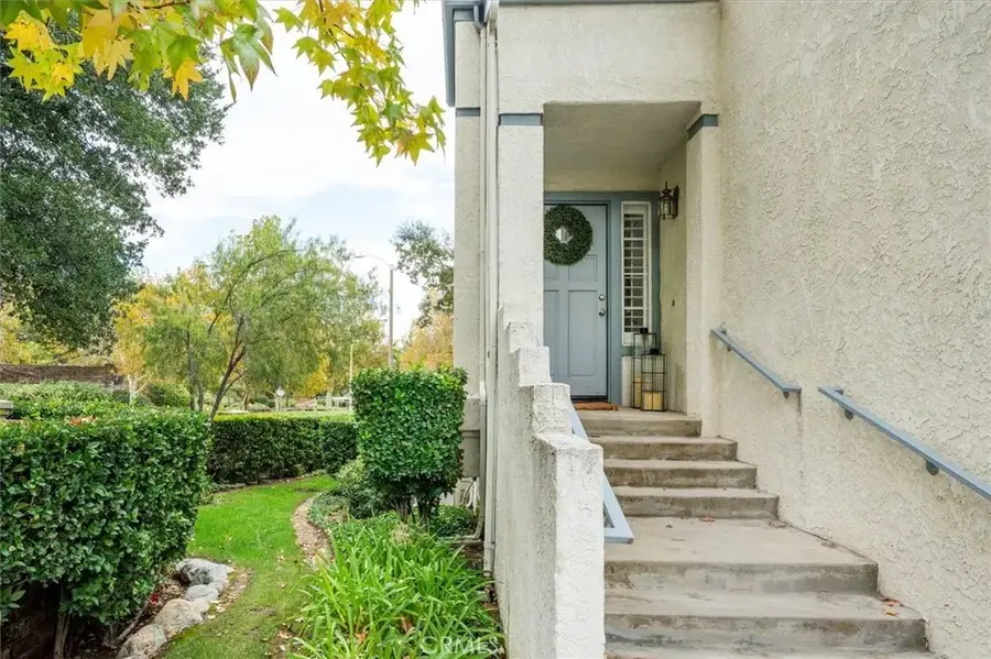 24402 Hampton Drive #B, Valencia, CA 91355 - Image #2