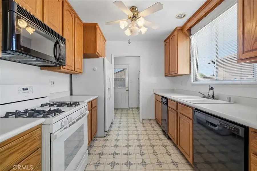 2912 Yearling Street, Lakewood, CA 90712 - Image #2