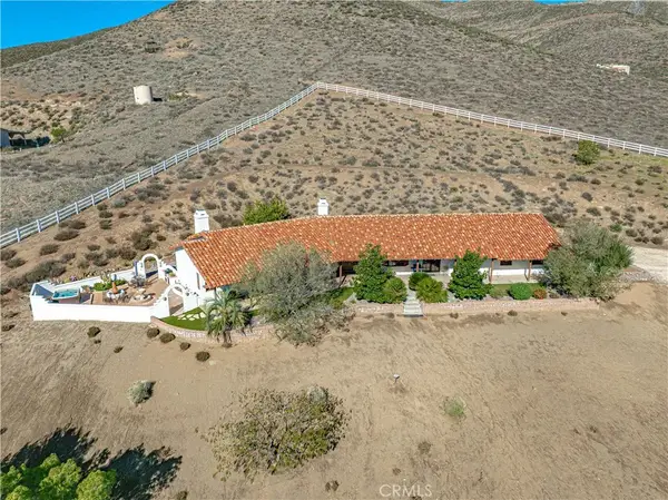 9435 Hierba, Agua Dulce, CA 91390
