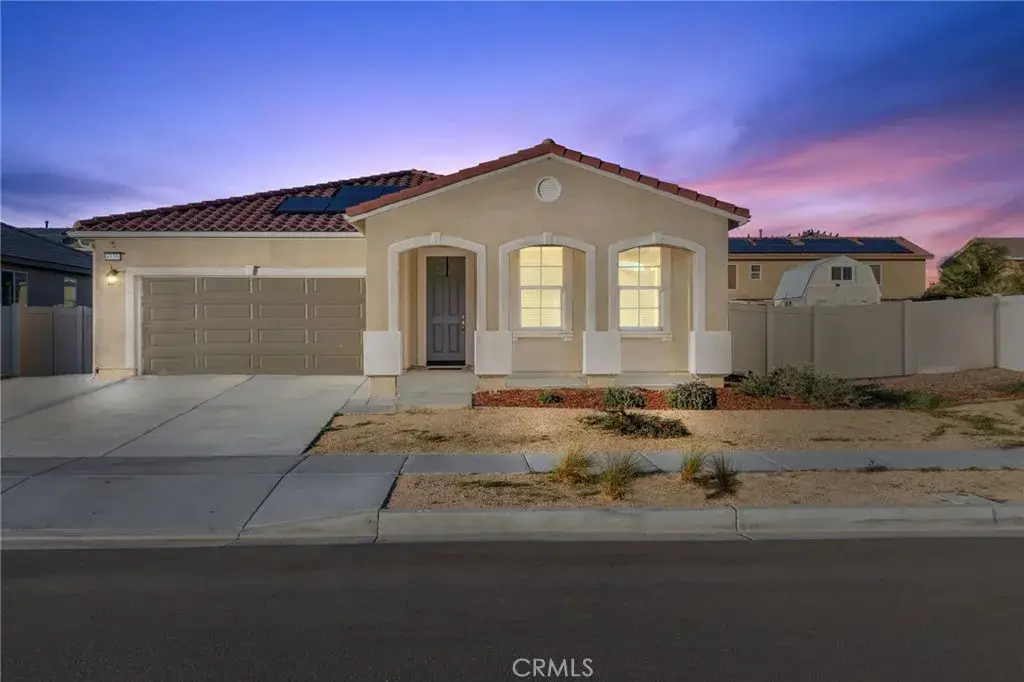 6135 W Avenue J9, Lancaster, CA 93536 - Image #1