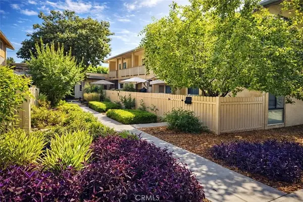 8060 Canby Avenue #2, Reseda, CA 91335