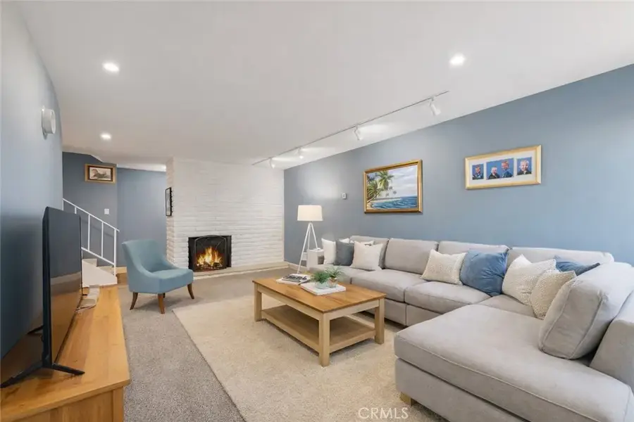 8060 Canby Avenue #2, Reseda, CA 91335 - Image #2