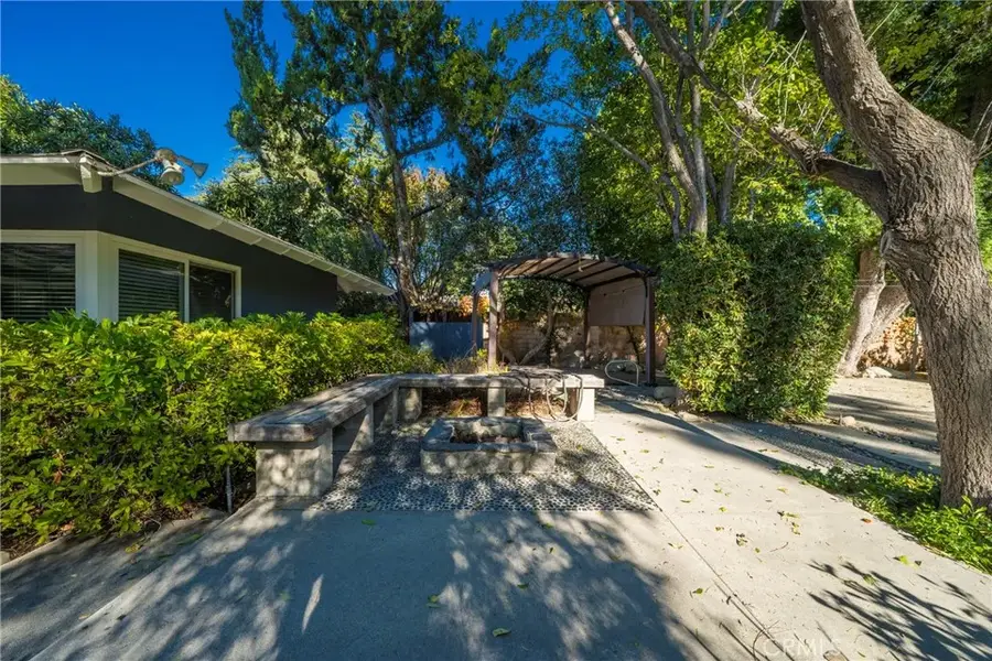 9356 Beckford, Northridge, CA 91324 - Image #3