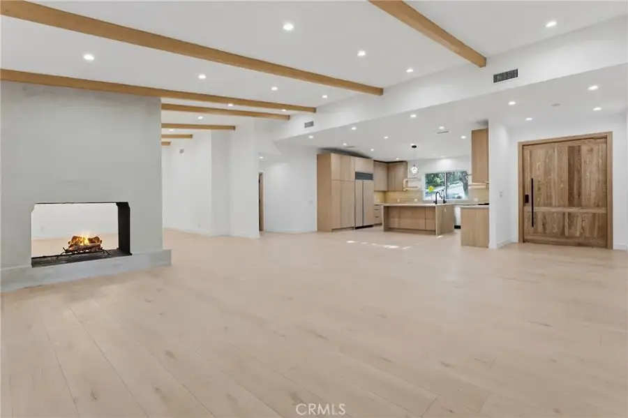 18653 Palomino Drive, Tarzana, CA 91356 - Image #3