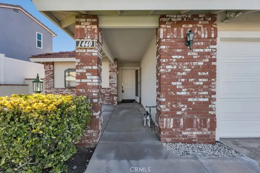 1440 Fox Run, Corona, CA 92882 - Image #2
