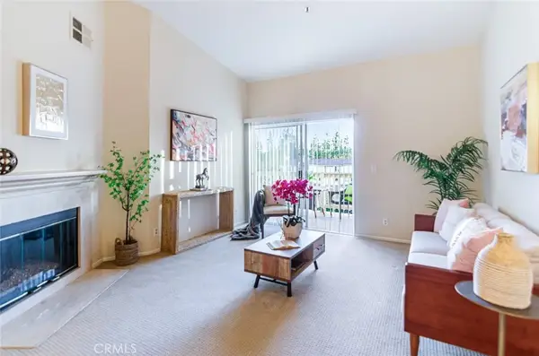 5805 Oak Bend #302, Oak Park, CA 91377