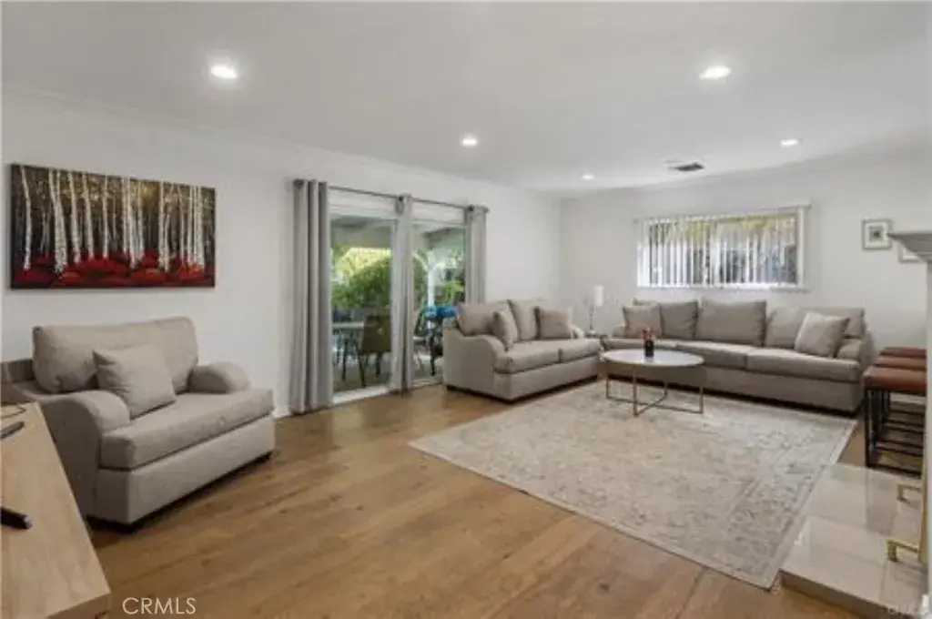 22335 Kittridge Street, Woodland Hills, CA 91303 - Image #1