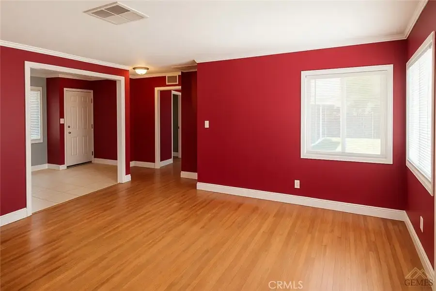 513 Prosser, Bakersfield, CA 93309 - Image #2